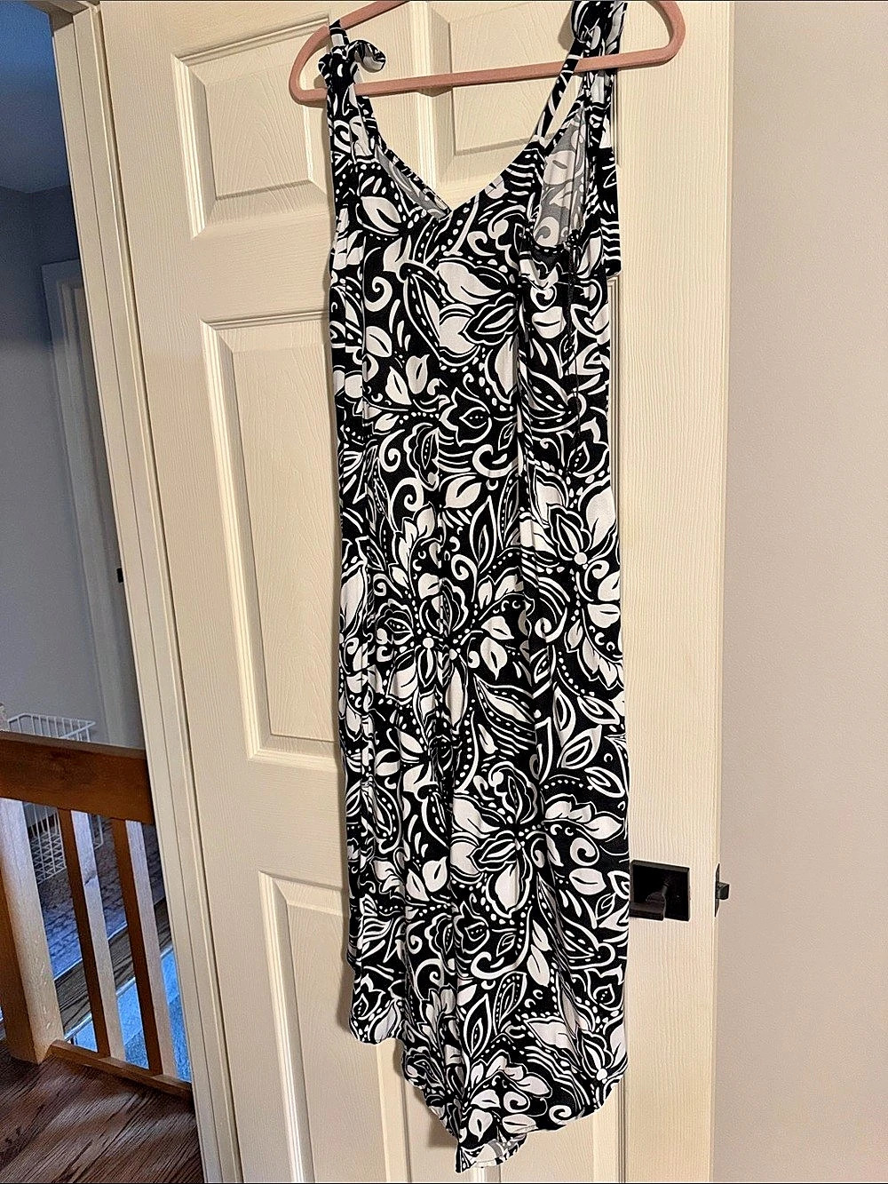 Women's Black & White Paisley Maxi Dress